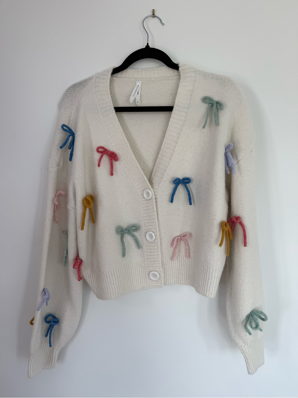Women's Cream Bow-Accent V-Neck Cardigan Sweater